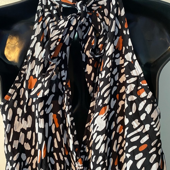 NWT  BTFBM Black/White/Orange Halter Neck Sundress with Peek-A-Boo Back. Size S - Picture 4 of 6